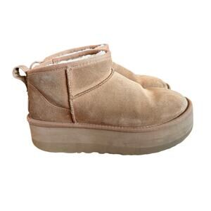 UGG Women's Classic Ultra Mini Platform Boots SZ 8 Suede Leather Chunky Sand GUC